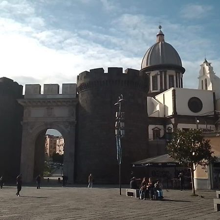 Puntoxenia Torri Aragonesi Apartment Naples Luaran gambar