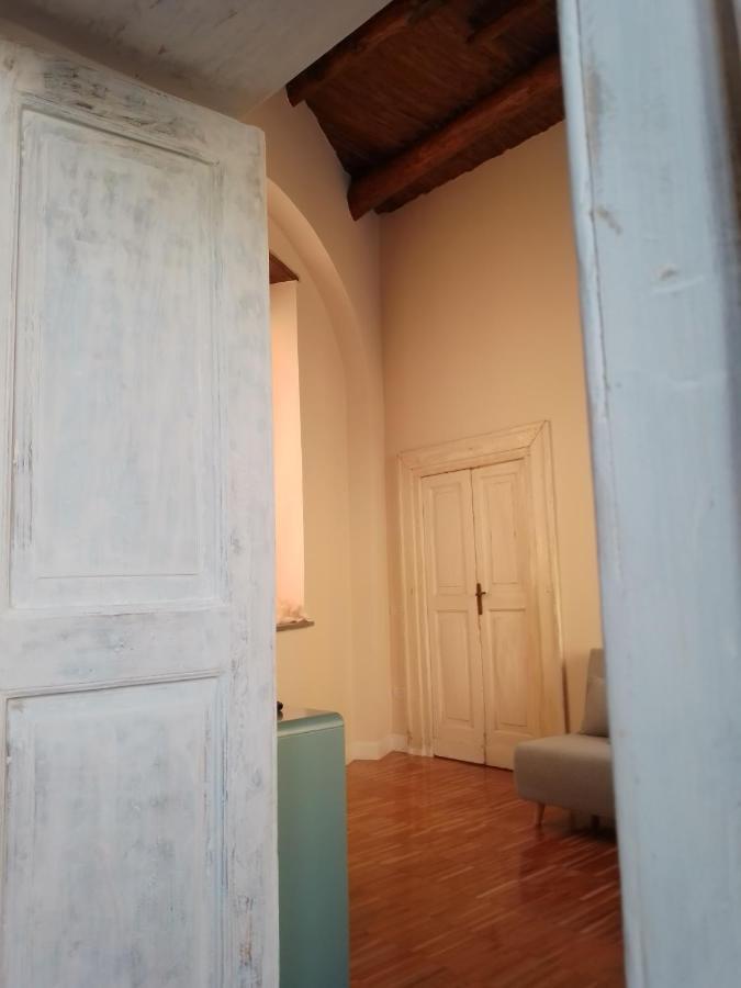 Puntoxenia Torri Aragonesi Apartment Naples Luaran gambar