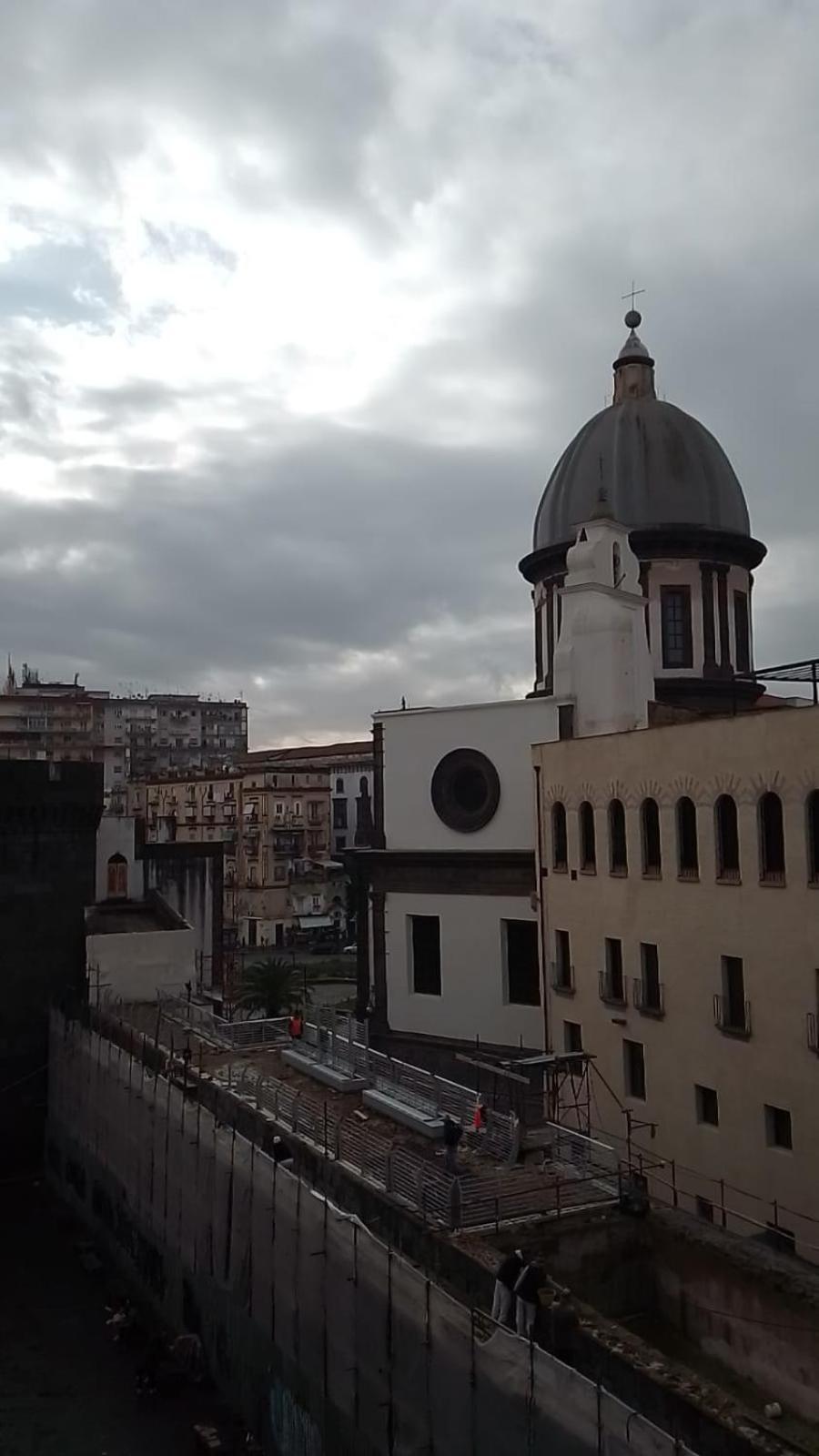 Puntoxenia Torri Aragonesi Apartment Naples Luaran gambar